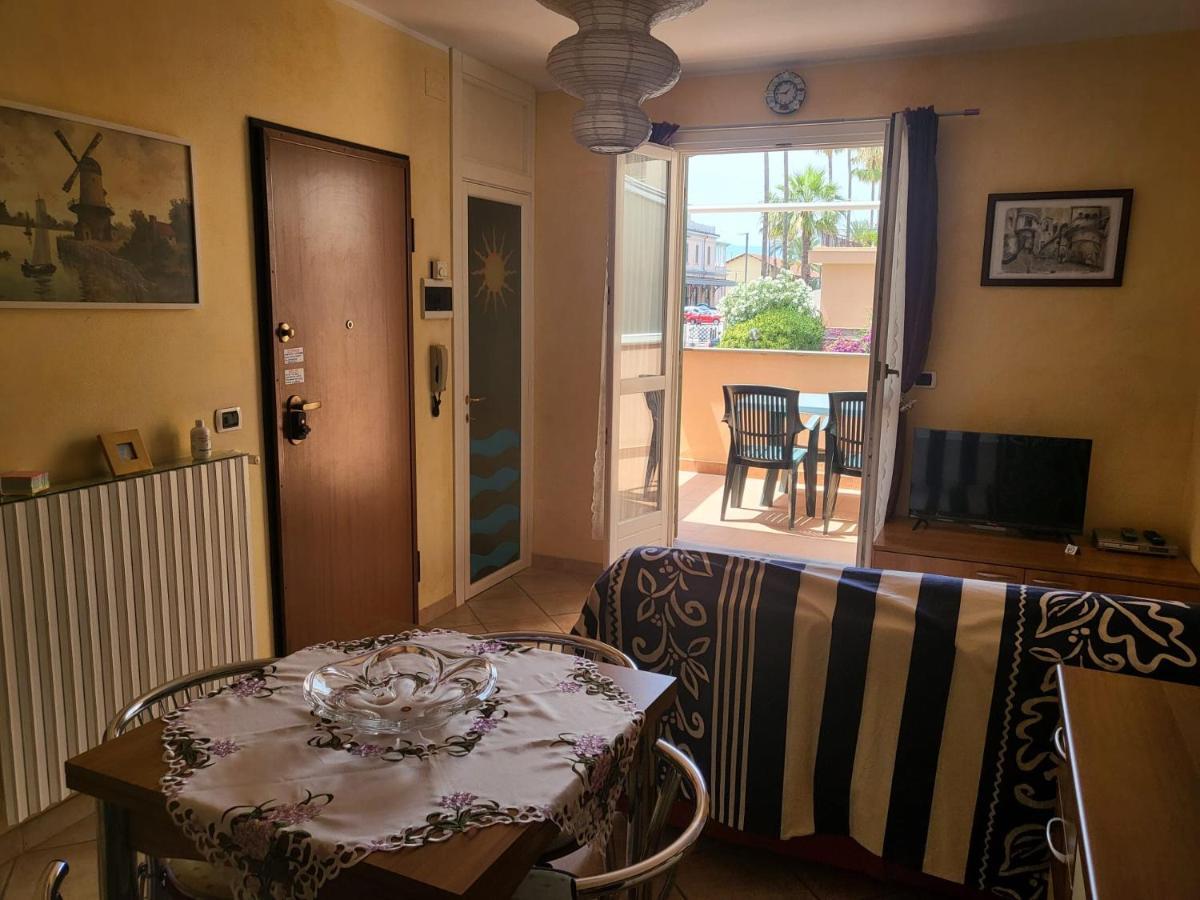 The Shell Apartment Bordighera Exterior foto